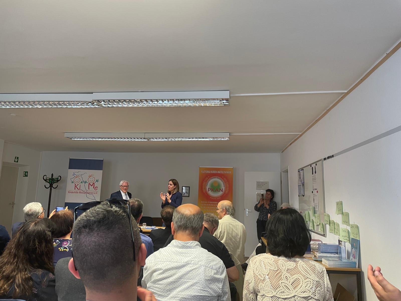 PKAN-Almanya semînerek hat li dar xistin