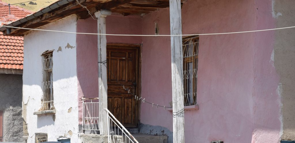 Oda Malê Miçkê Weqes