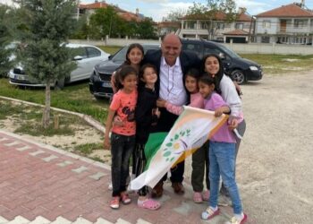 Herşey iki parmağa bağlı